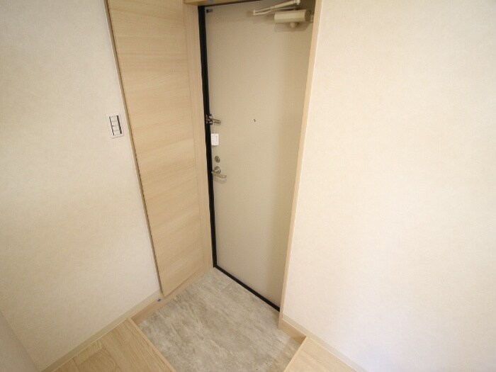 物件内観写真15　(玄関)
