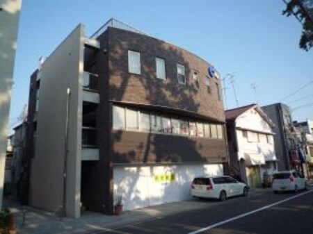 ヒルズコ－ト駅前ビル外観写真