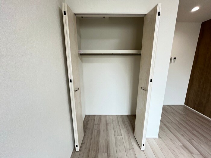 物件内観写真13　(収納)