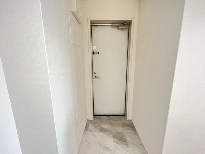 物件内観写真14　(玄関)