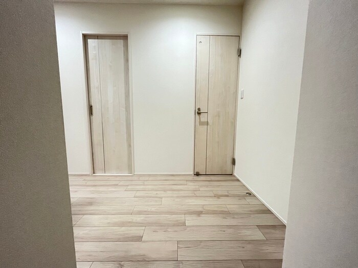 物件内観写真18　(廊下)