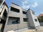 建築中