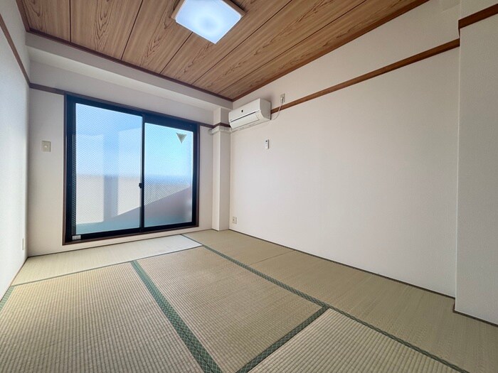 物件内観写真10　(居室)