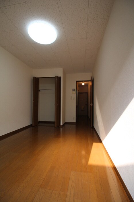 物件内観写真13　(居室)