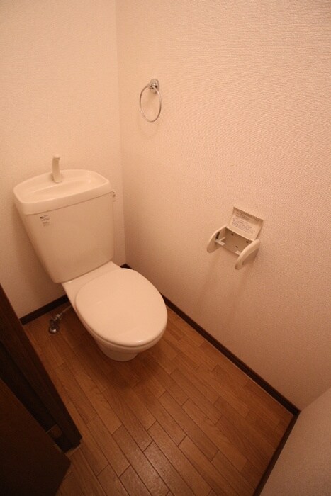 物件内観写真18　(トイレ)