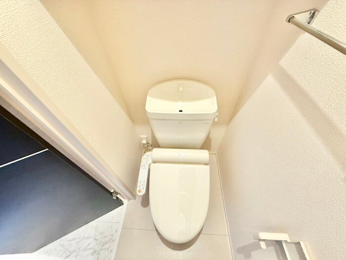 物件内観写真15　(トイレ)