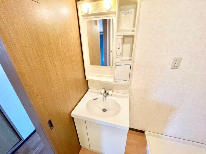 物件内観写真12　(洗面)