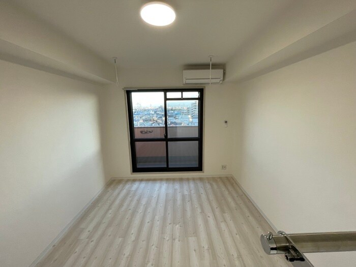 物件内観写真10　(居室)