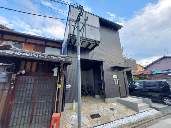 物件外観写真3　(外観写真)