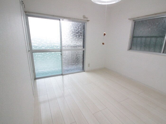 物件内観写真10　(居室)