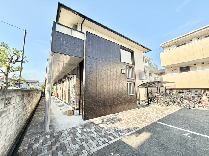 物件外観写真1　(周辺環境)