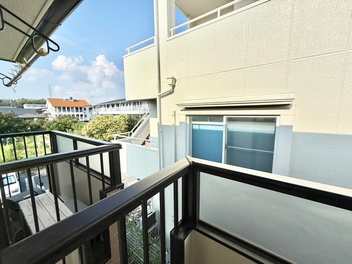 物件内観写真17　(室内からの展望)