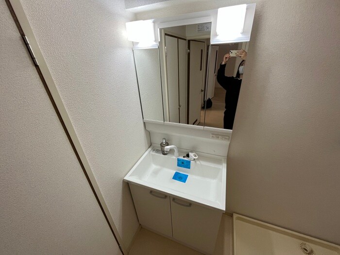 物件内観写真9　(洗面)