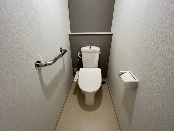物件内観写真11　(トイレ)