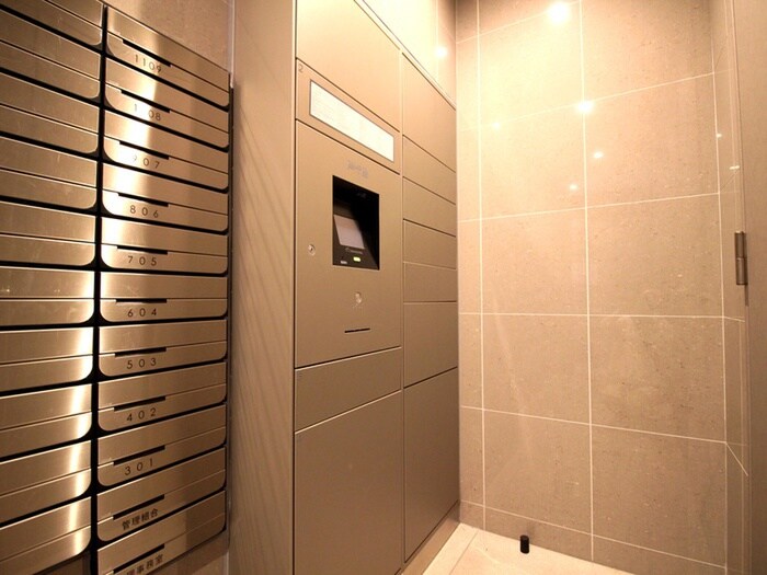 物件外観写真4　(建物設備)