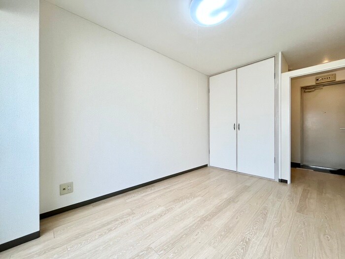 物件内観写真9　(居室)