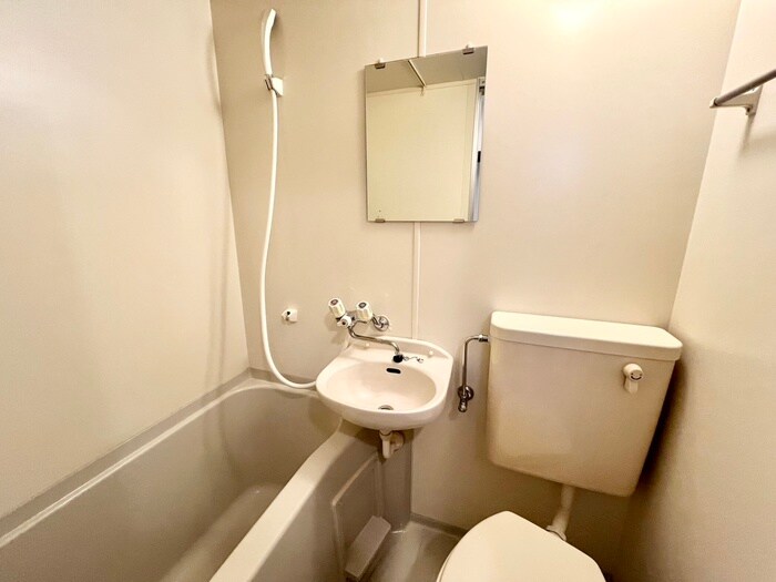 物件内観写真13　(洗面)