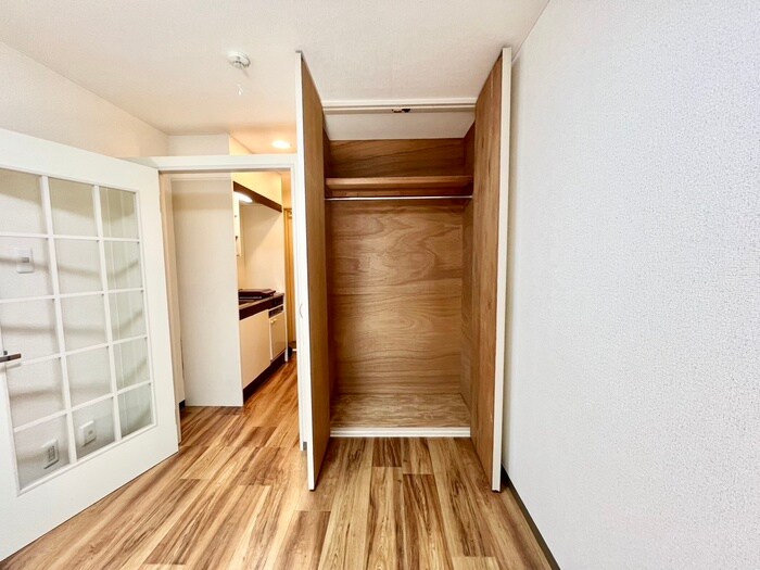 物件内観写真15　(収納)