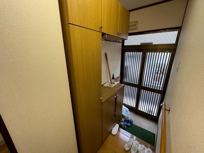 物件内観写真18　(靴箱)