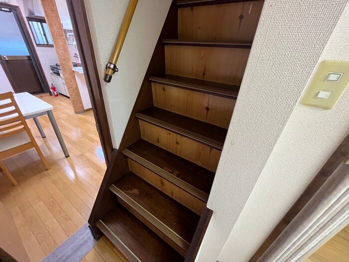 物件内観写真19　(廊下)