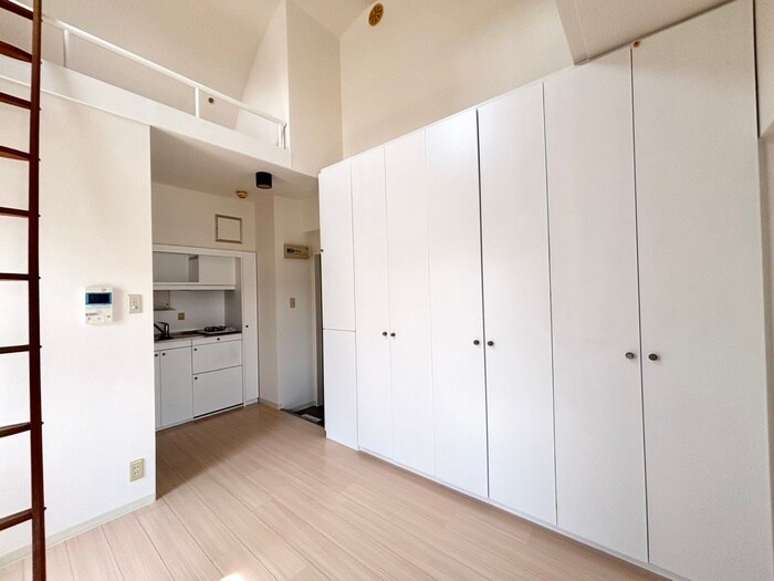 物件内観写真8　(居室)