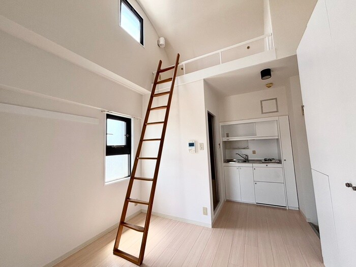 物件内観写真9　(居室)