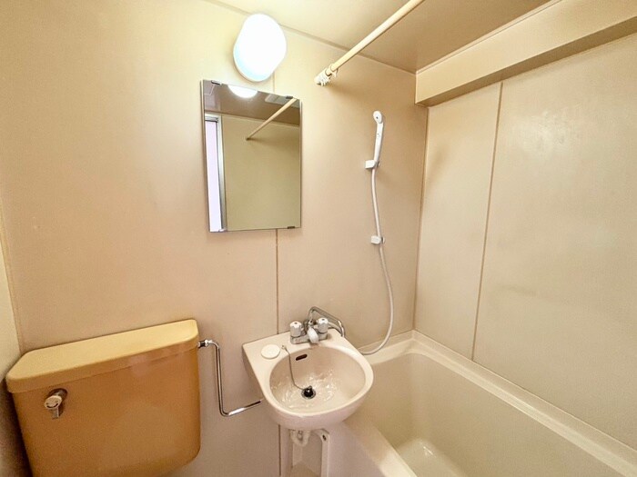 物件内観写真11　(洗面)