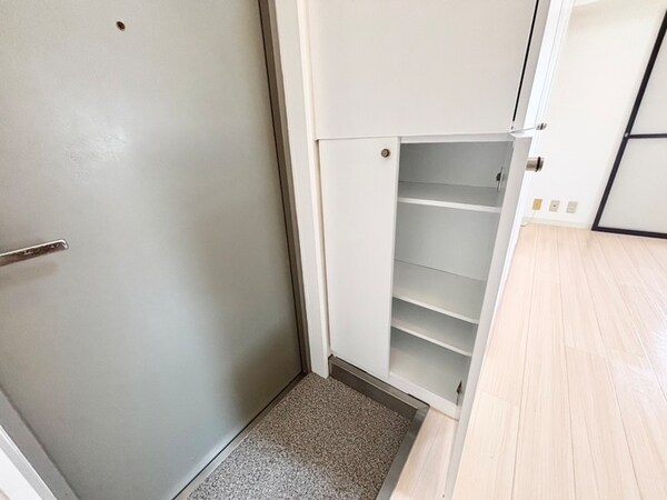 靴箱