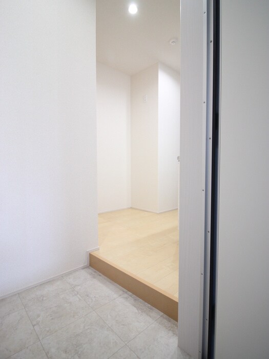 物件内観写真17　(廊下)