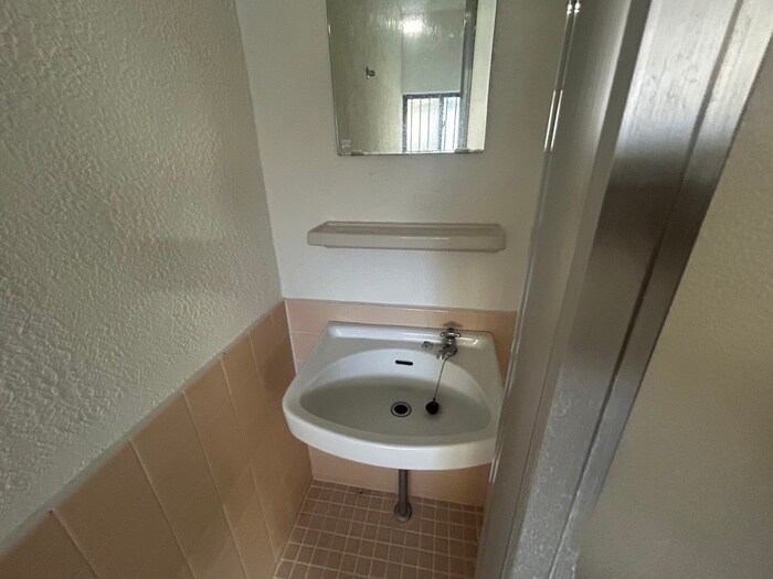 物件内観写真11　(洗面)