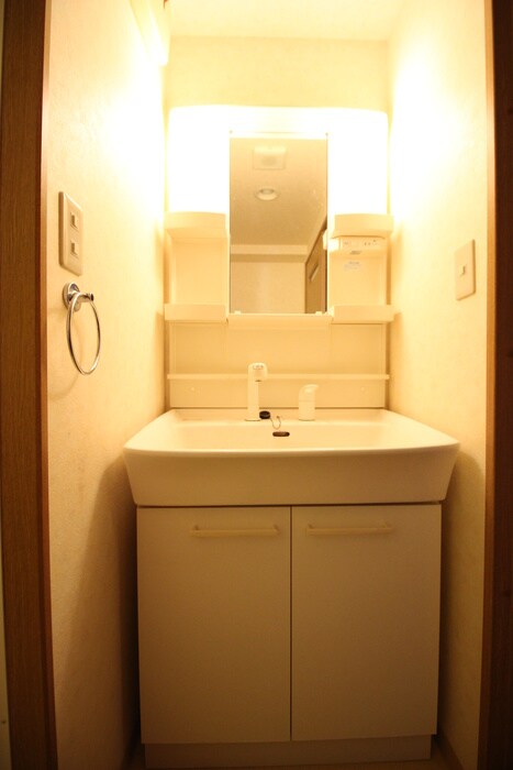 物件内観写真10　(洗面)