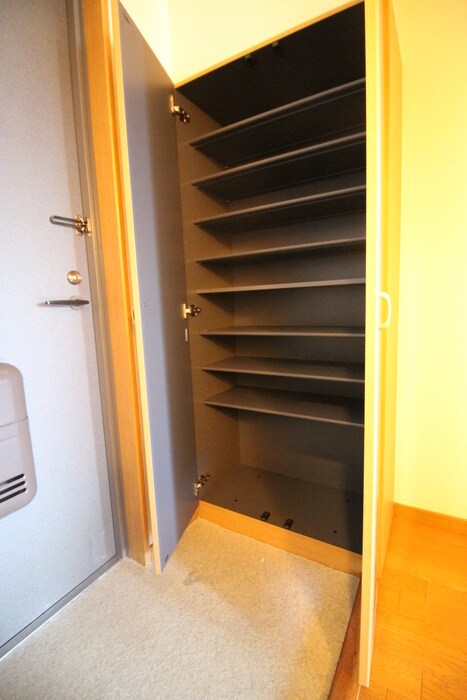 物件内観写真19　(靴箱)