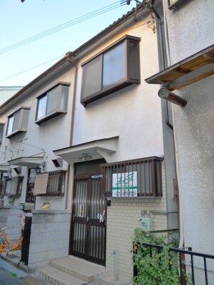 河北中町テラスハウス外観写真