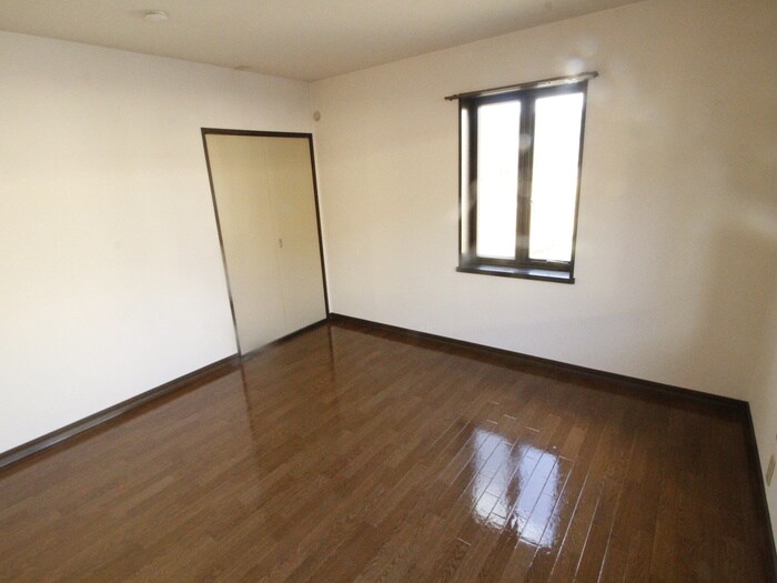 物件内観写真10　(居室)