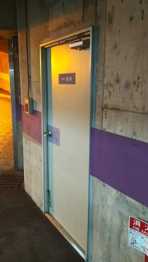 あべのベルタ 倉庫(B467)外観写真