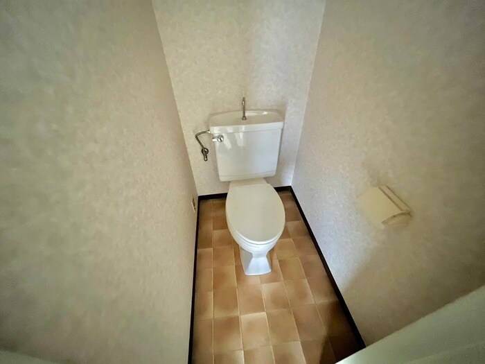 物件内観写真13　(トイレ)