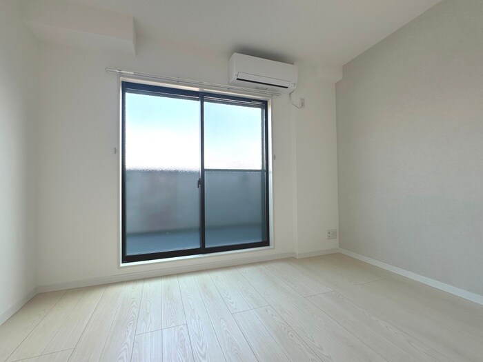 物件内観写真12　(居室)