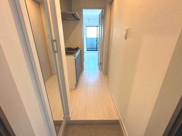 物件内観写真17　(廊下)