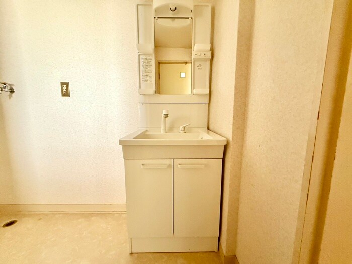 物件内観写真12　(洗面)