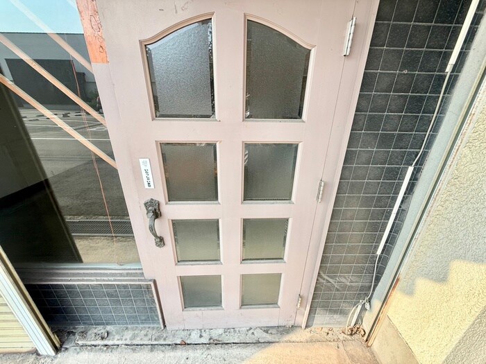 物件内観写真15　(玄関)