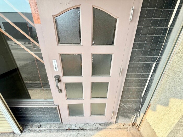 物件内観写真22　(玄関)