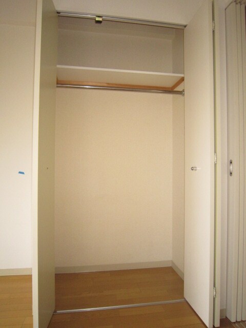 物件内観写真9　(収納)