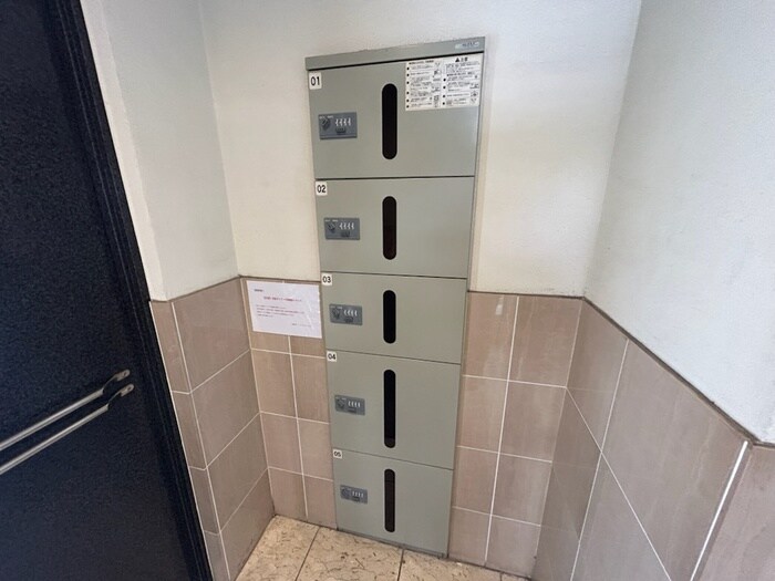 物件外観写真4　(建物設備)