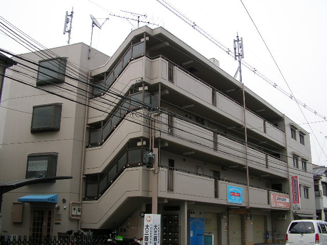 車塚ハウス