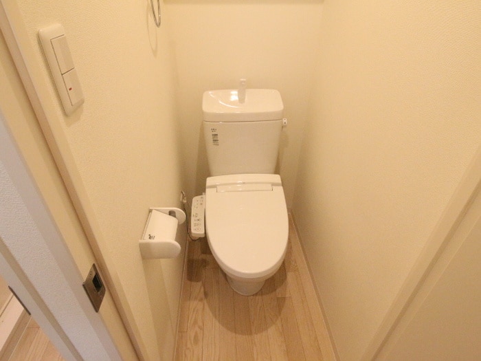 物件内観写真11　(トイレ)