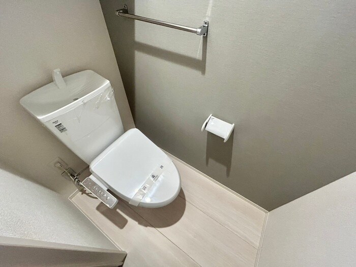 物件内観写真14　(トイレ)