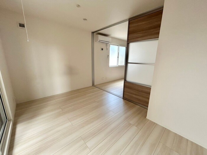 物件内観写真16　(居室)