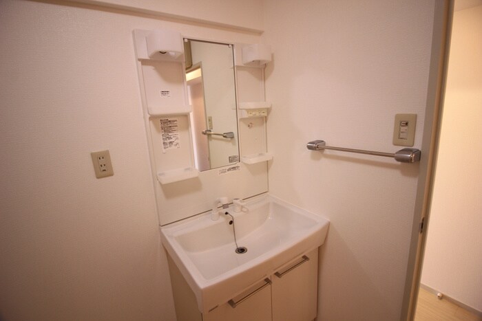 物件内観写真12　(洗面)