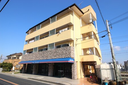 石川マンション外観写真