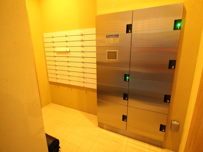 物件外観写真6　(建物設備)